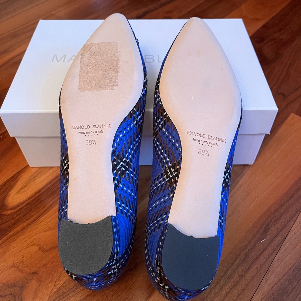 Manolo blahnik Hangisi Chrystal Buckle Wool Flats, NEW - Picture 8 of 17